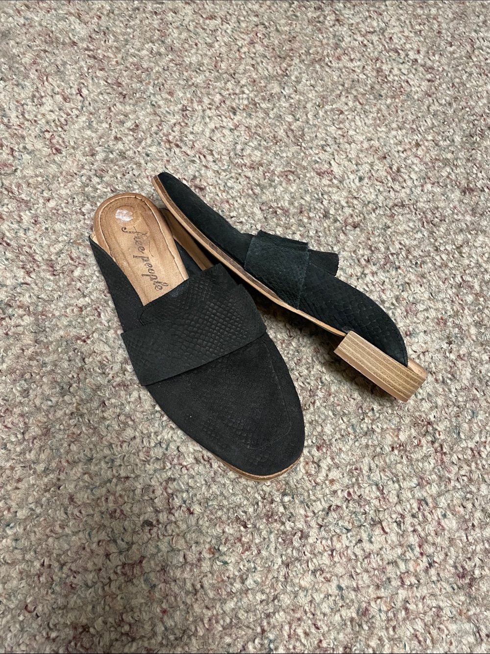 Free people Black Suede Textured Slip-On low heeled Mules